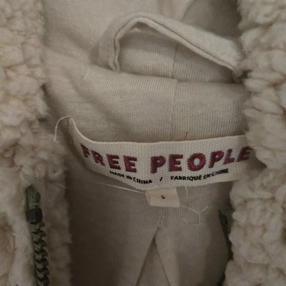Free People Cozy Cream Sherpa Long Hooded Coat W/ Army Green 2way Zipper. Size S - Picture 2 of 9